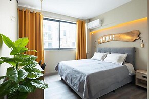 The Acropolis Pathway