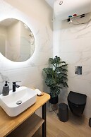 The Acropolis Pathway