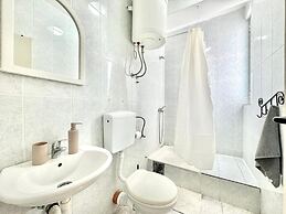 B&M Holiday Rooms