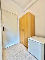 B&M Holiday Rooms