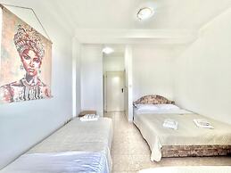 B&M Holiday Rooms