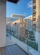 Austin David Royal Wharf