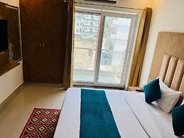 Hotel Mahadev Restaurant & Cafe
