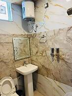 Hotel Mahadev Restaurant & Cafe