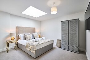 Host Stay Albert House