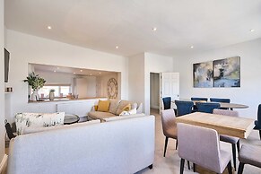 Host Stay Albert House