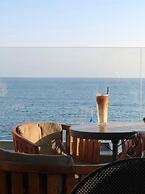 Paphos Blue Tasteful Apartment Complex Pool View