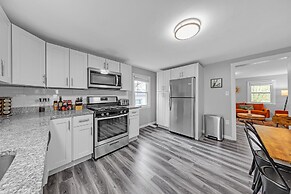 Pet-friendly 4br Near Kennywood & Pittsburgh 4 Bedroom Home