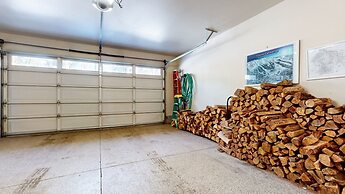 Timbers #2 4 Bedroom Townhouse