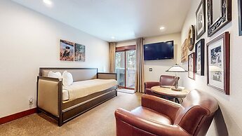 Timbers #2 4 Bedroom Townhouse