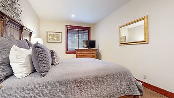 Timbers #2 4 Bedroom Townhouse