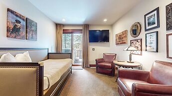 Timbers #2 4 Bedroom Townhouse