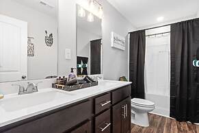 Modern Comforts in Clarksville