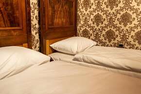 Castle Boutique Hotel