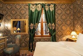 Castle Boutique Hotel