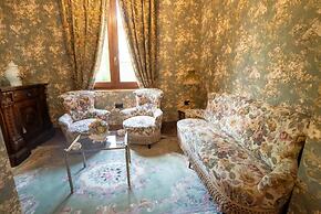 Castle Boutique Hotel