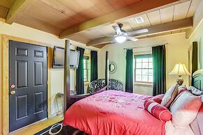 5 Mi to Dtwn Asheville: Tranquil Cabin Retreat!