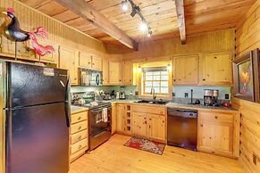 5 Mi to Dtwn Asheville: Tranquil Cabin Retreat!