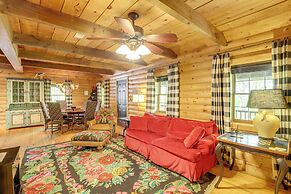 5 Mi to Dtwn Asheville: Tranquil Cabin Retreat!