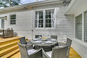 1 Mi to Miss State: Wremy Cottage w/ Deck & Yard