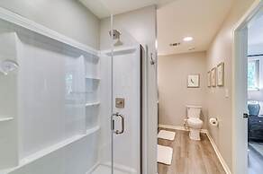 1 Mi to Miss State: Wremy Cottage w/ Deck & Yard