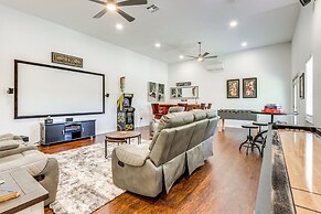Swim & Boat Docks: Lakefront Gem in Bella Vista!