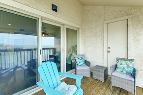 Fish & Swim: Waterfront Rockport Condo w/ Views!
