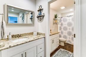 Fish & Swim: Waterfront Rockport Condo w/ Views!