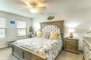 Fish & Swim: Waterfront Rockport Condo w/ Views!