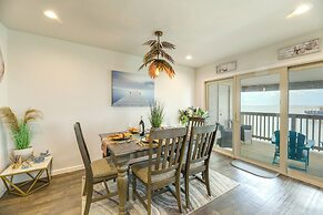 Fish & Swim: Waterfront Rockport Condo w/ Views!