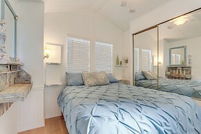 3 Mi to Nokomis Beach: Resort Home in Florida