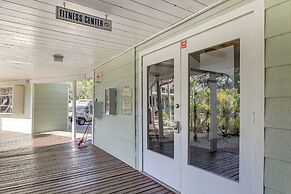 3 Mi to Nokomis Beach: Resort Home in Florida