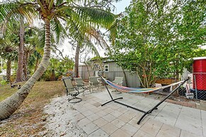 1 Mi to Dtwn Bonita Springs: Home w/ Lush Yard!