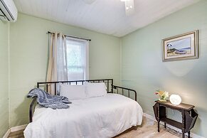 1 Mi to Ocala Dtwn Square: Home w/ Yard!