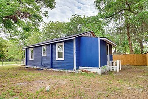1 Mi to Ocala Dtwn Square: Home w/ Yard!