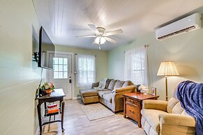 1 Mi to Ocala Dtwn Square: Home w/ Yard!