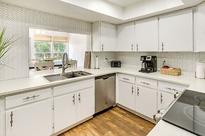 1 Mi to Downtown Lake Placid: Waterfront Retreat!