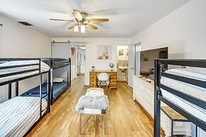 1 Mi to Downtown Lake Placid: Waterfront Retreat!