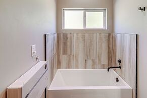 2 Mi to Lake Almanor: Home w/ Golf Course Views!