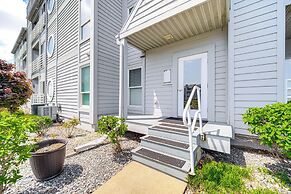 1 Mi to Ferry: Port Clinton Condo w/ Beach View!