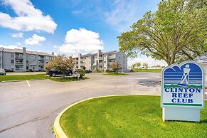 1 Mi to Ferry: Port Clinton Condo w/ Beach View!
