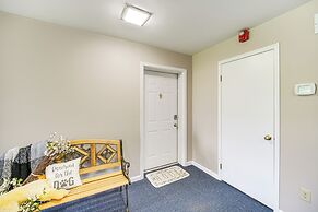 1 Mi to Ferry: Port Clinton Condo w/ Beach View!