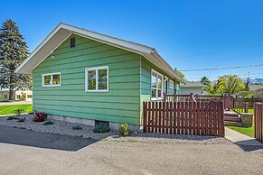 Walk to Flathead Lake: Airy Home w/ Mtn Views!