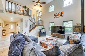 Luxury Yosemite Escape w/ Hot Tub & Game Zone!