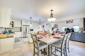 Luxury Yosemite Escape w/ Hot Tub & Game Zone!