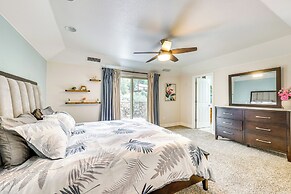 Luxury Yosemite Escape w/ Hot Tub & Game Zone!