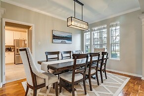 Community Perks at Luxe Houston Area Home!