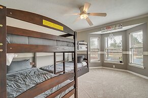 Community Perks at Luxe Houston Area Home!