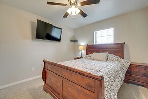 Community Perks at Luxe Houston Area Home!