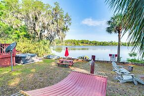 Fish, Swim & More: Lakefront Retreat in Ocklawaha!